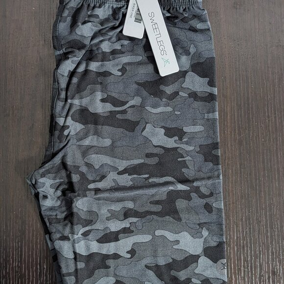 Sweetlegs Bundle - Picture 2 of 14